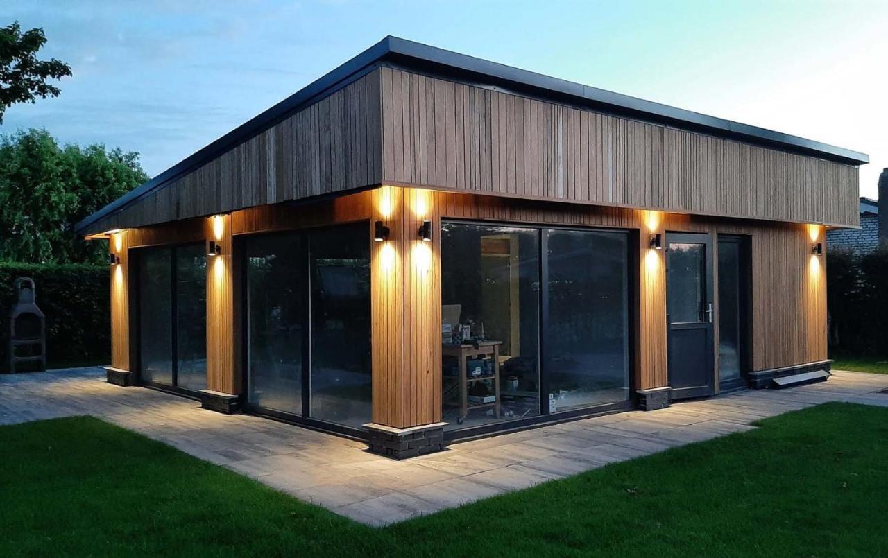 Luxe Recreatie Bungalow No 10 Scherpenisse Exterior foto